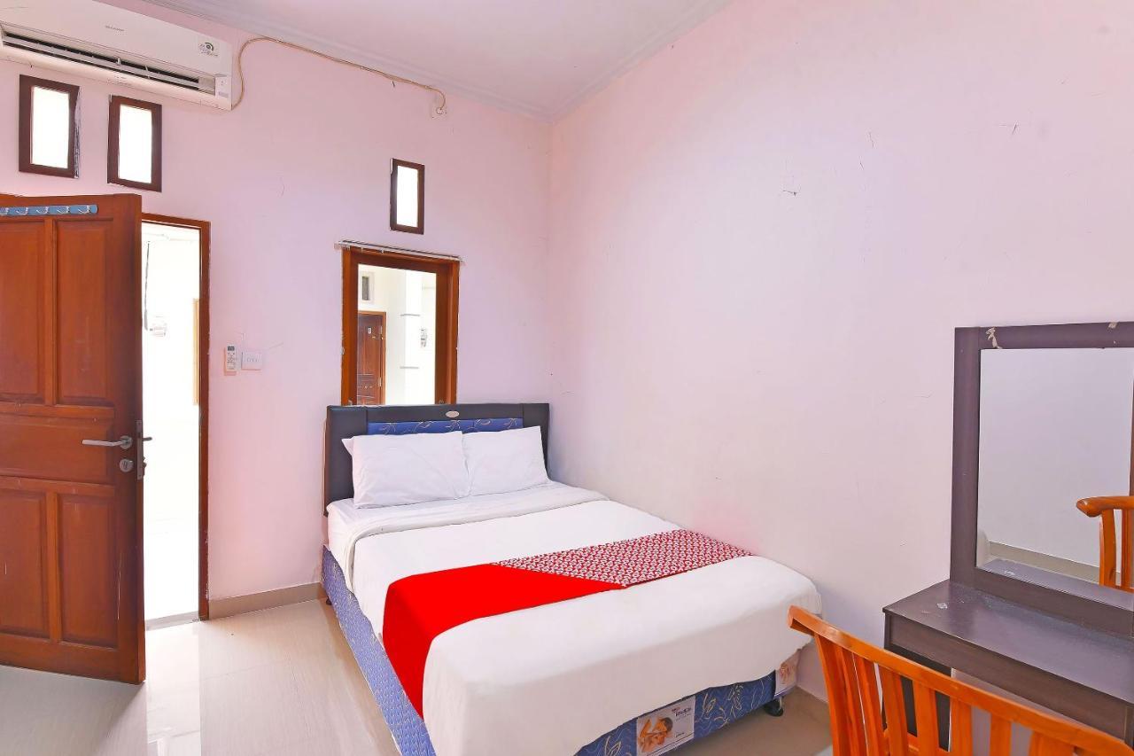 Oyo 91445 Sandat Guest House Denpasar  Ngoại thất bức ảnh