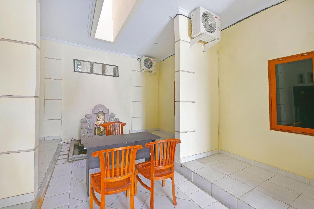 Oyo 91445 Sandat Guest House Denpasar  Ngoại thất bức ảnh