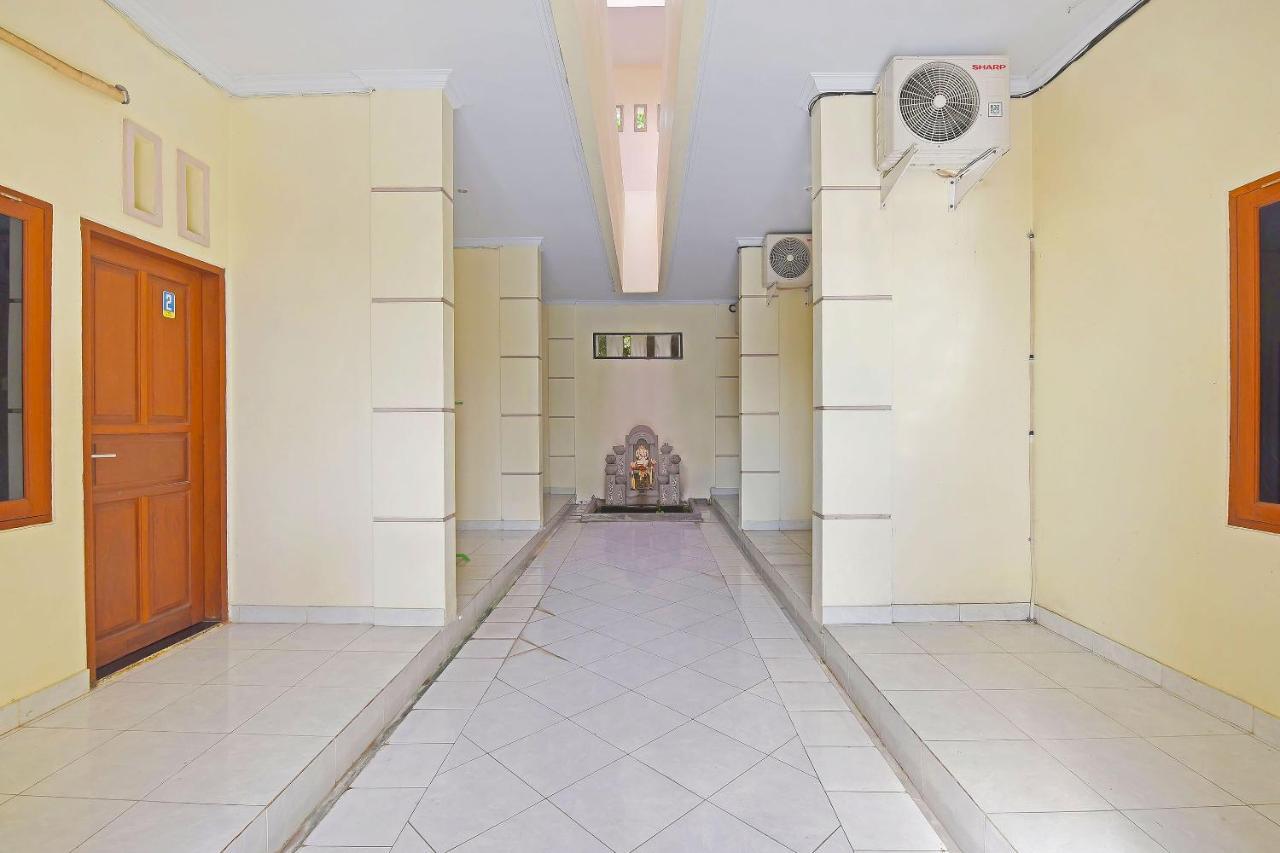 Oyo 91445 Sandat Guest House Denpasar  Ngoại thất bức ảnh