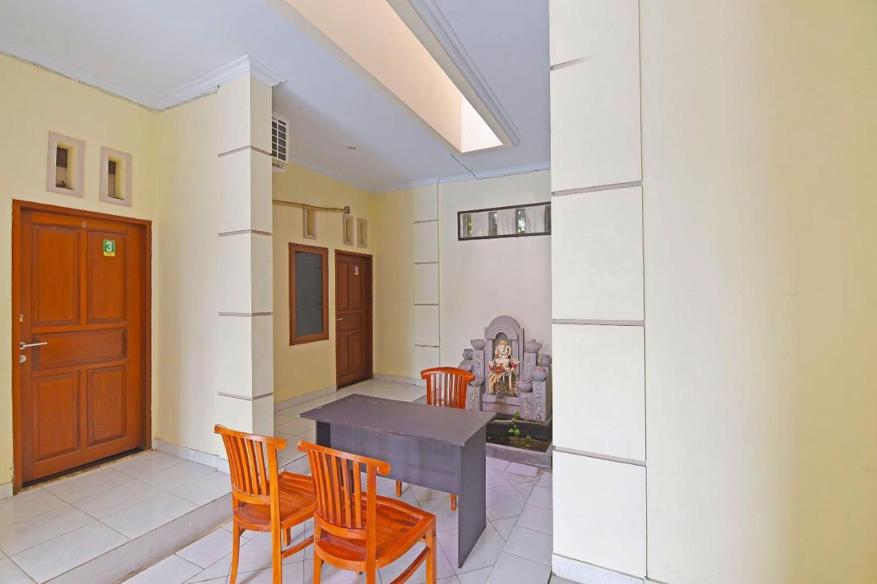 Oyo 91445 Sandat Guest House Denpasar  Ngoại thất bức ảnh