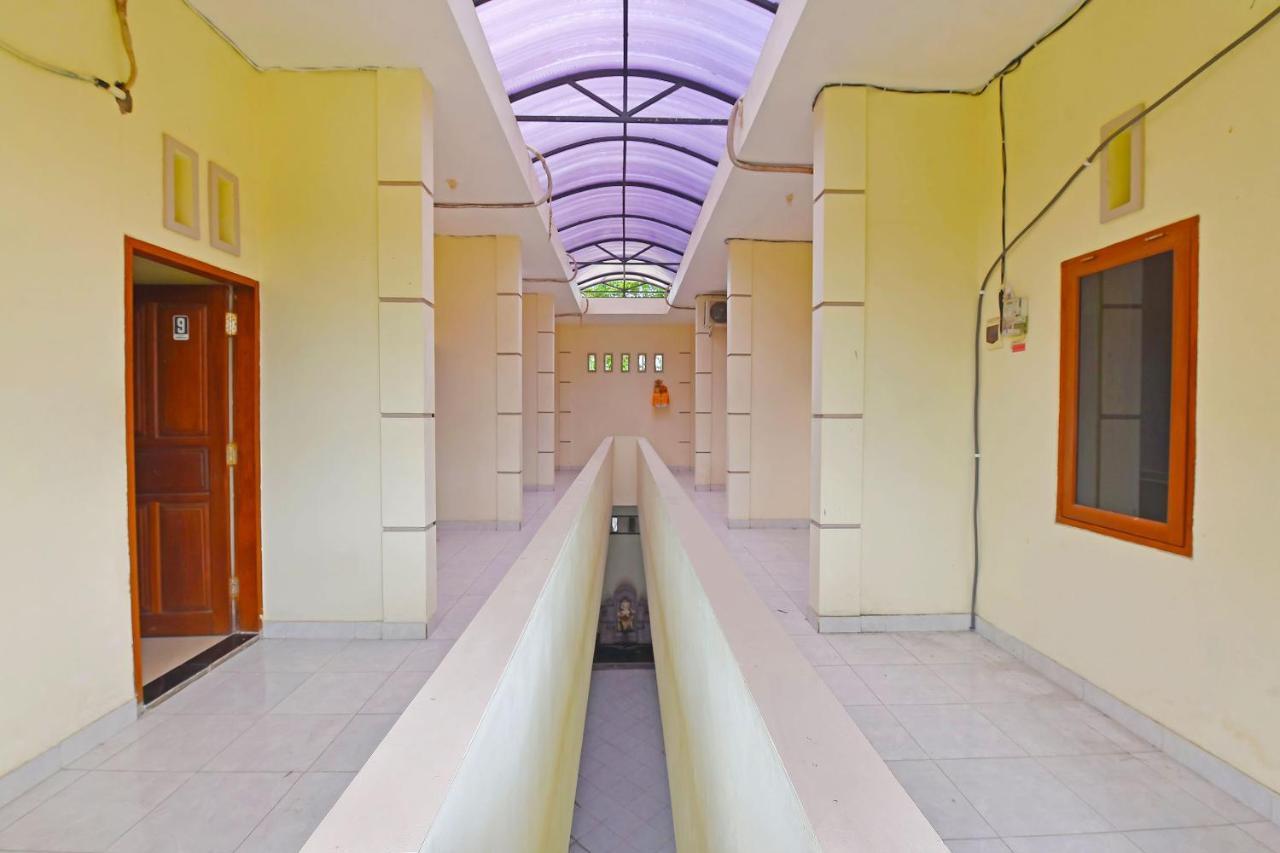 Oyo 91445 Sandat Guest House Denpasar  Ngoại thất bức ảnh