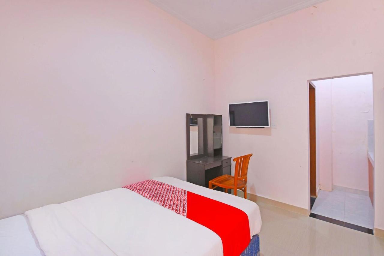 Oyo 91445 Sandat Guest House Denpasar  Ngoại thất bức ảnh